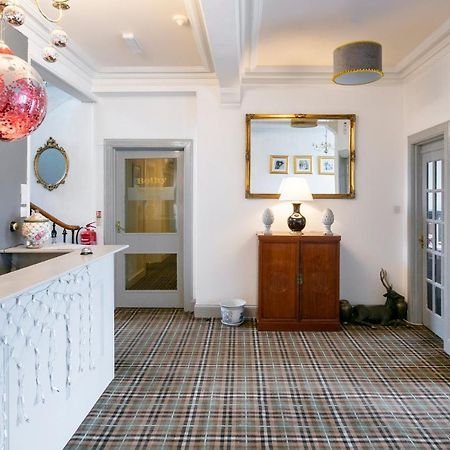 גלאזגו Oyo Lochinvar Hotel מראה חיצוני תמונה
