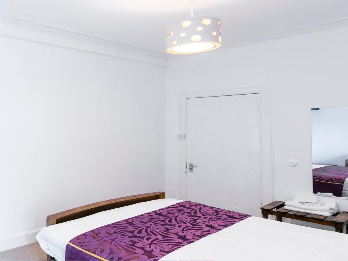 גלאזגו Oyo Lochinvar Hotel מראה חיצוני תמונה