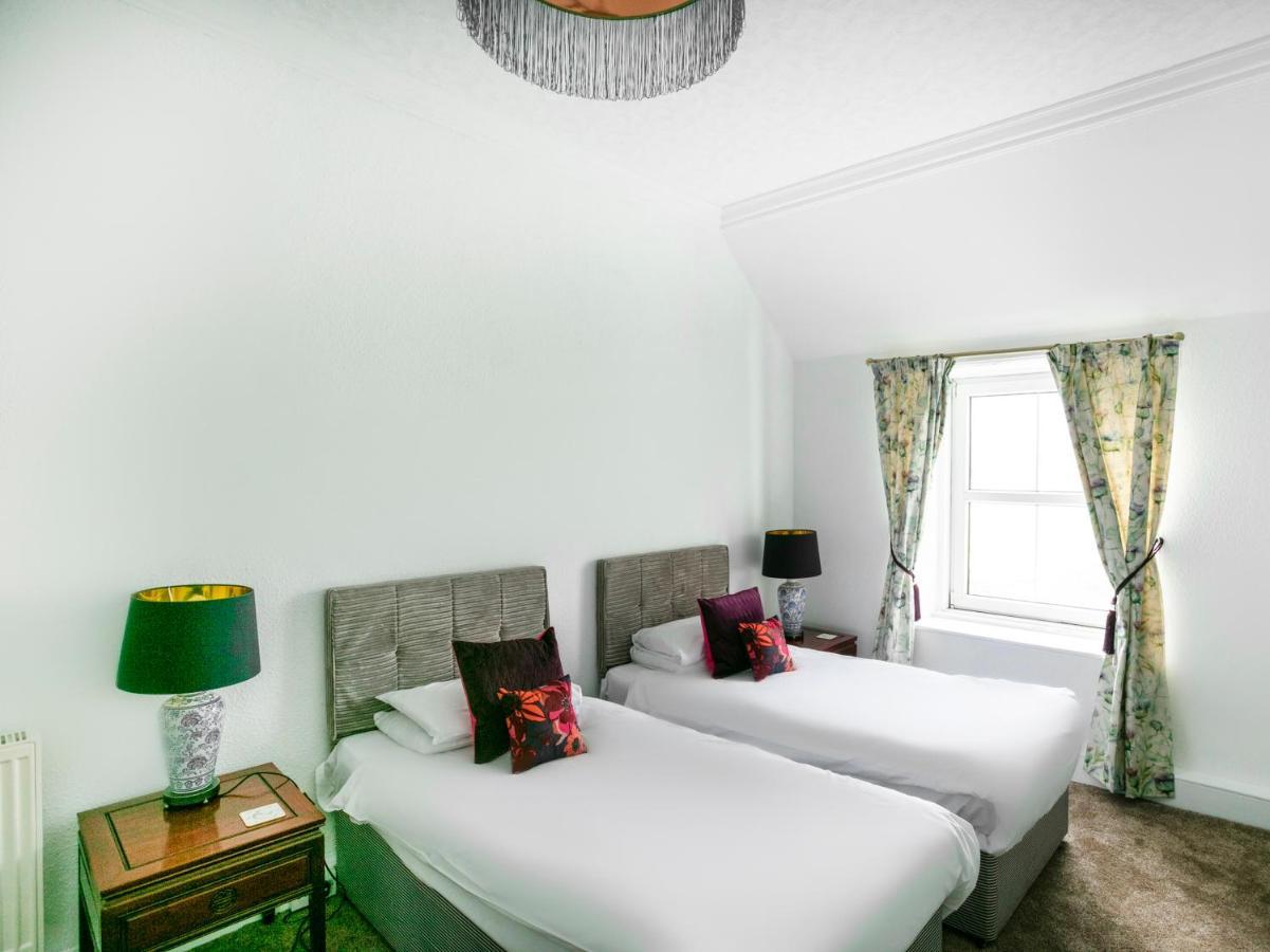 גלאזגו Oyo Lochinvar Hotel מראה חיצוני תמונה