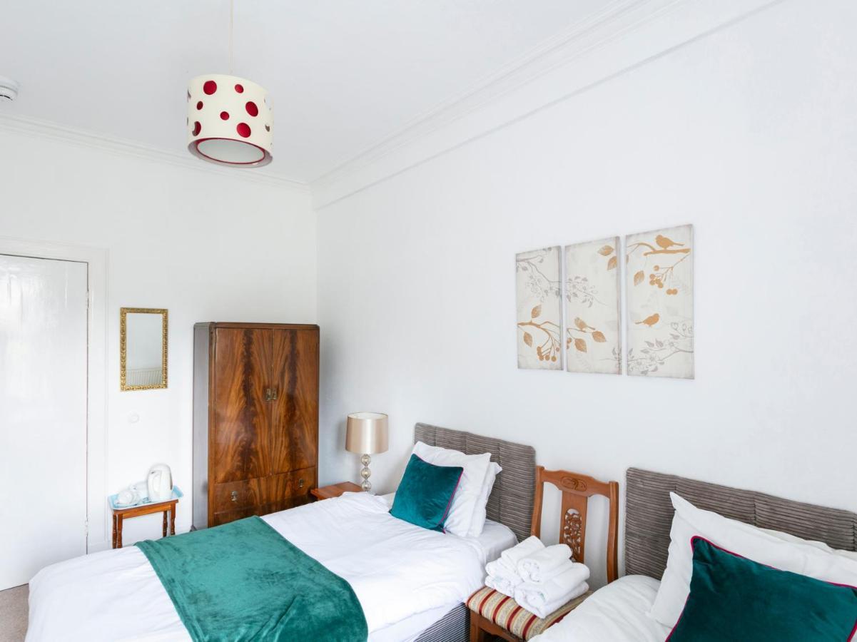 גלאזגו Oyo Lochinvar Hotel מראה חיצוני תמונה