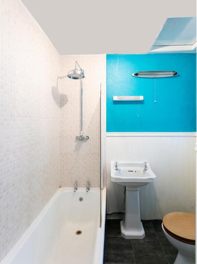 גלאזגו Oyo Lochinvar Hotel מראה חיצוני תמונה