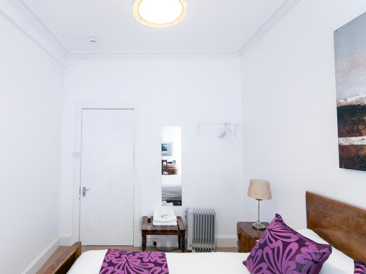 גלאזגו Oyo Lochinvar Hotel מראה חיצוני תמונה